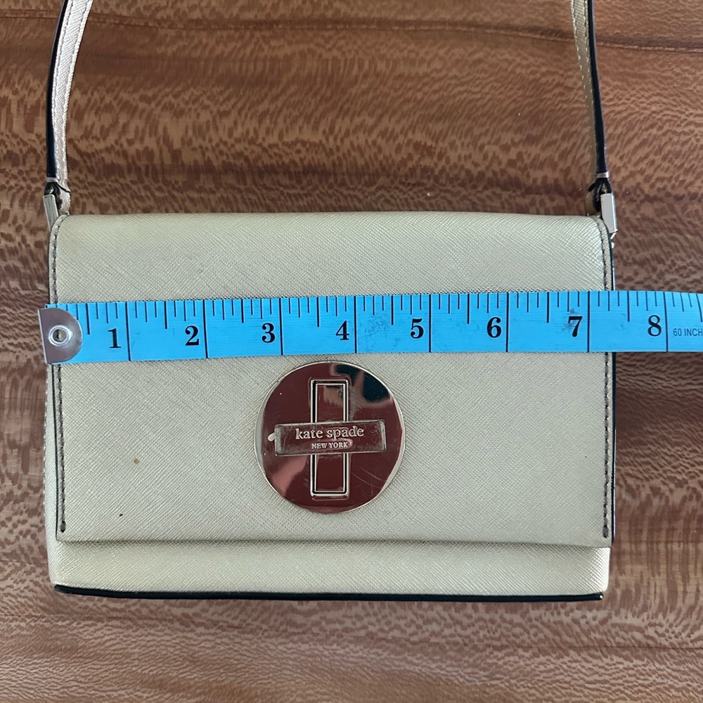 Kate Spade Newbury Lane Sally Crossbody - Picture 7 of 10